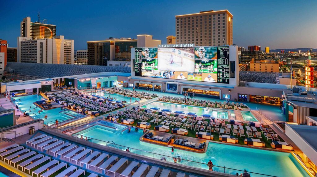 circa stadium swim las vegas
